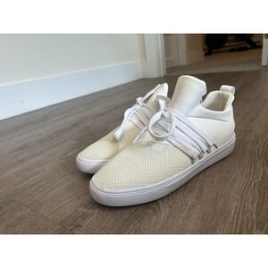 Steve Madden Womens Lancer White Fashion Forward Sneaker Shoe Size 9